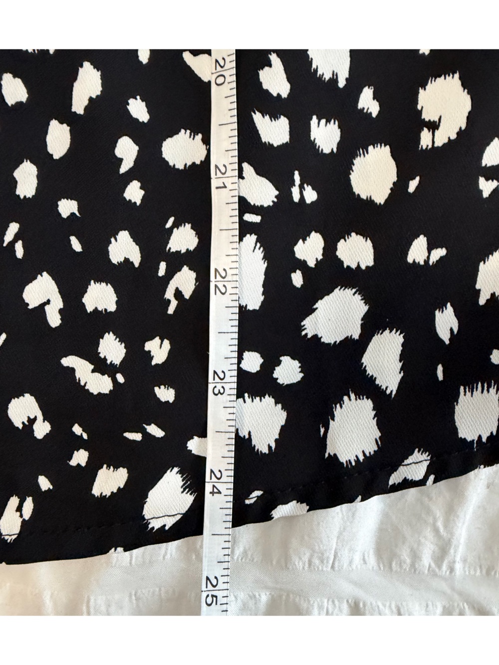 eesome Black & White Printed Halter Tank with Lace Sides - Picture 10 of 16